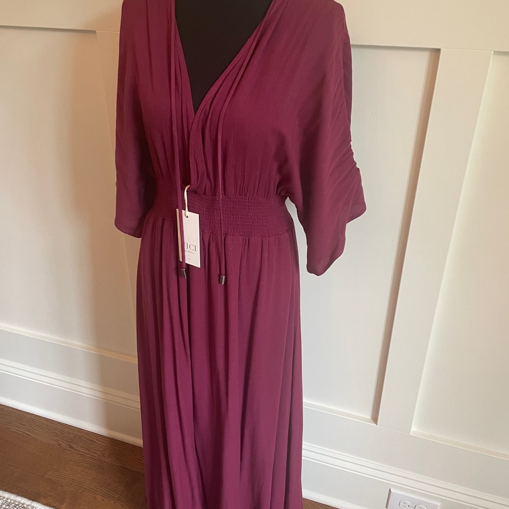NWT Vici s Women's Burgundy Maxi Dress